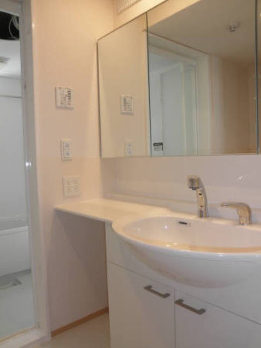 洗面設備　同タイプ洗面化粧台