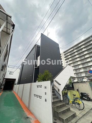 建物外観　落ち着いた雰囲気の外観です