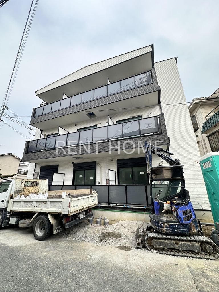 建物外観　建築中です