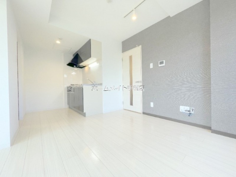 居室・リビング　広々リビングです！