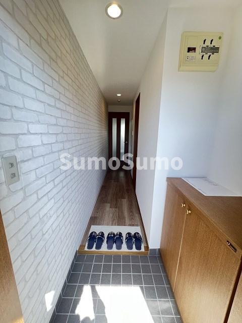 玄関　収納もある玄関です