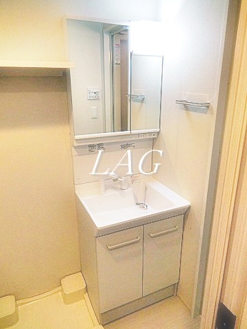 洗面設備　洗面台です。