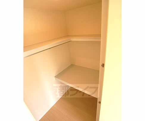 収納　広々ウォークインクローゼット！