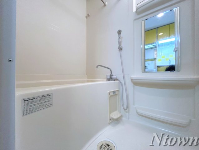 バス・シャワールーム　ゆったり過ごせるお風呂です