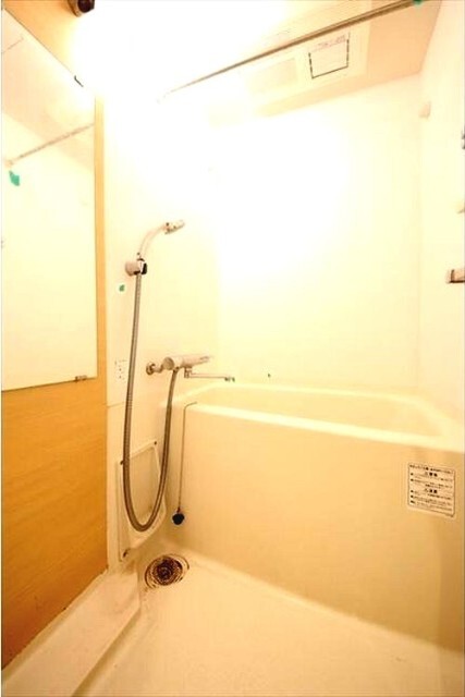 バス・シャワールーム　バスルーム