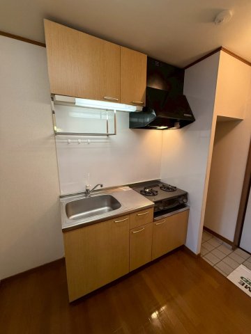 キッチン　※反転タイプ室内写真です。