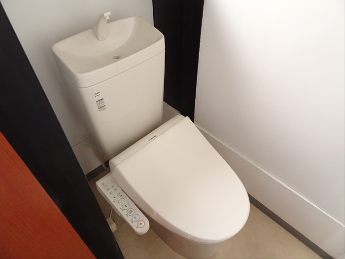 トイレ　ゆったりとした空間のトイレです