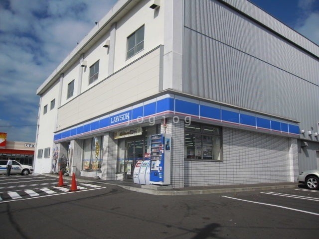 コンビニ　ローソン札幌菊水上町店（コンビニ）まで430m