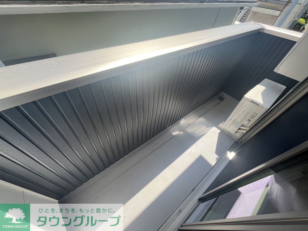 バルコニー　同物件、別部屋写真となります。