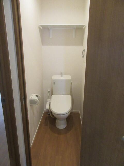 トイレ　ゆったりとした空間のトイレです