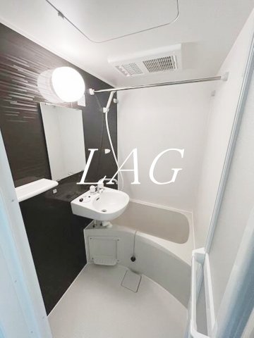 バス・シャワールーム　お風呂です。