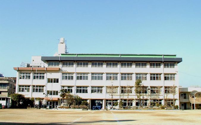 小学校　川口市立幸町小学校（小学校）まで505m