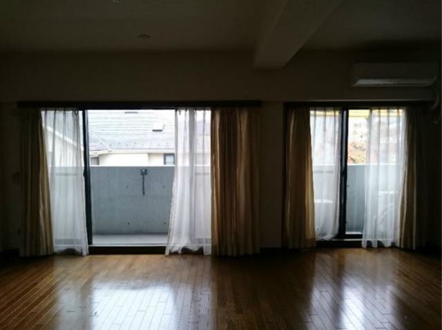 居室・リビング　※別部屋参考写真