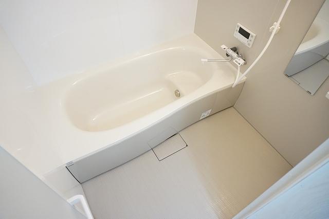 バス・シャワールーム　浴室