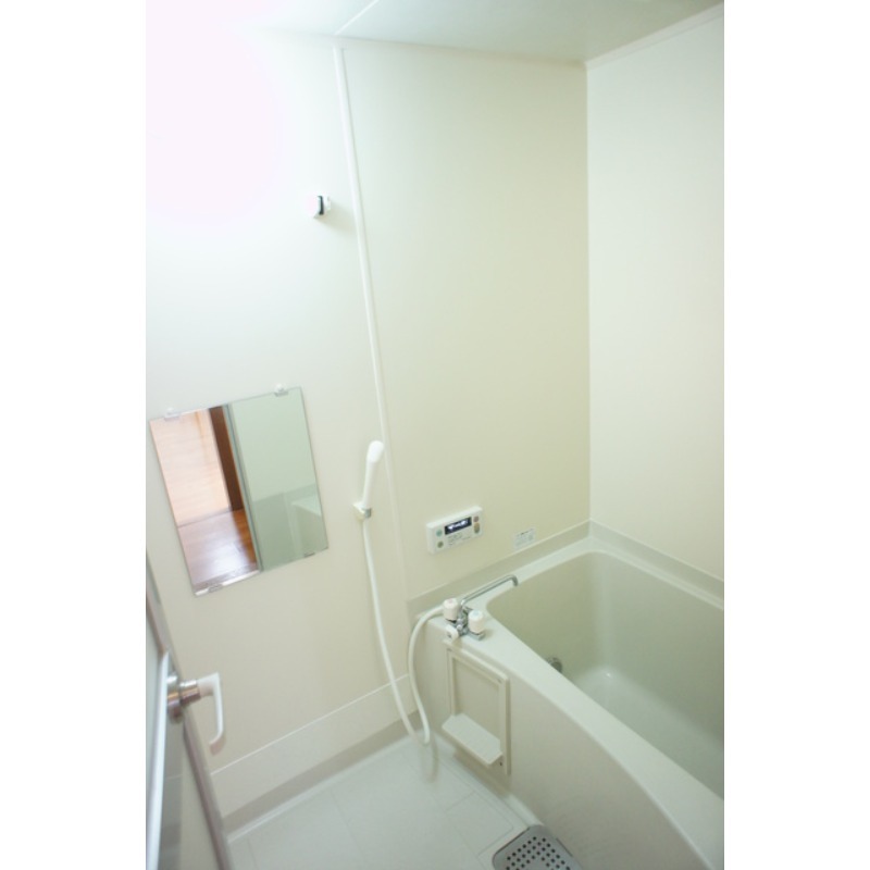 バス・シャワールーム　図面と現状に相違がある場合には現状を優先