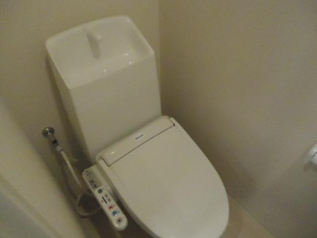 トイレ　シャワー付トイレ