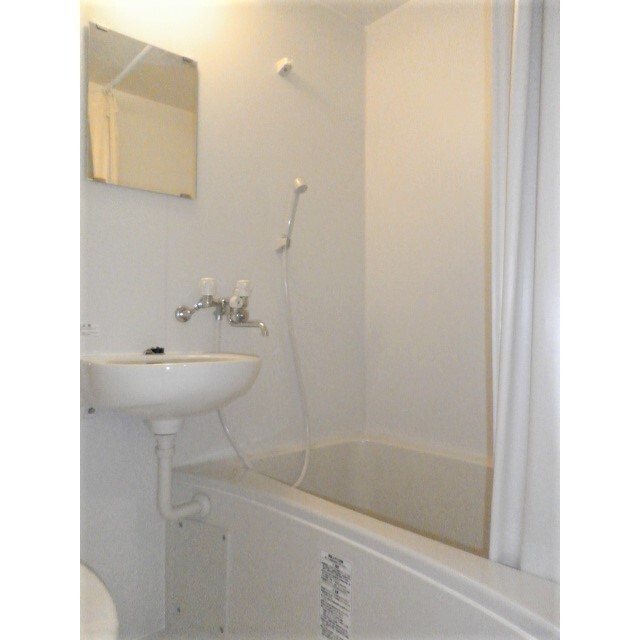 バス・シャワールーム　同タイプ別室