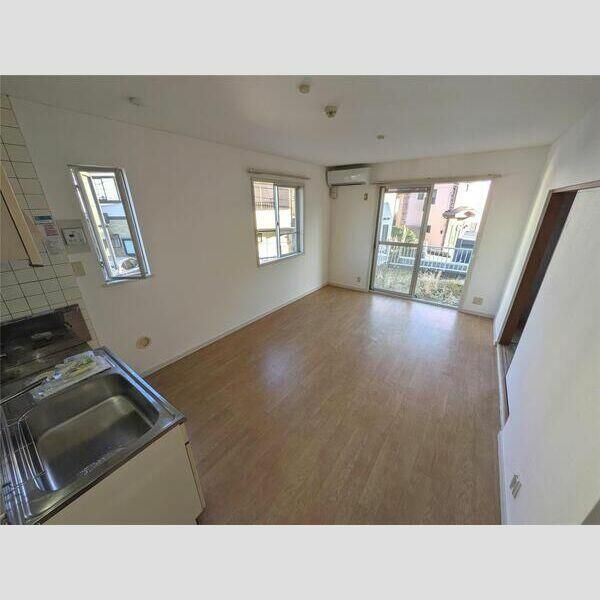 居室・リビング　♪１階ならではの専用庭付き♪