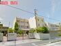 小学校　尼崎市立わかば西小学校（小学校）まで2012m
