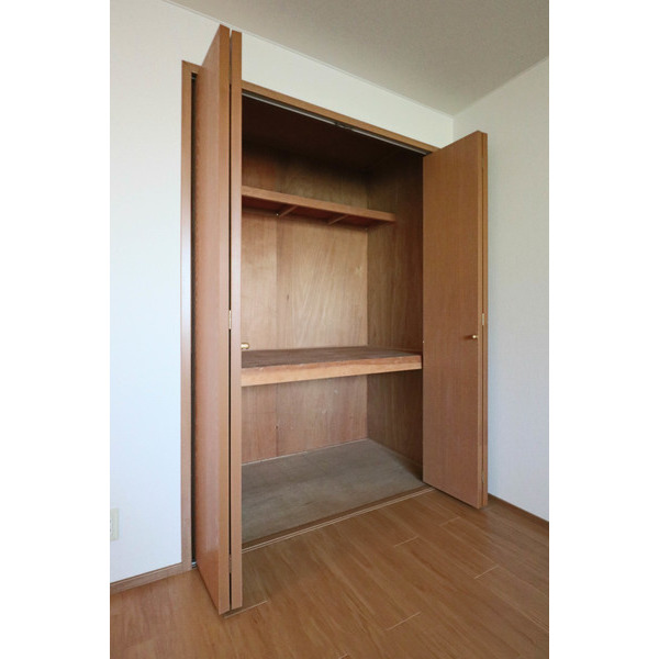 収納　同じ建物の別の部屋