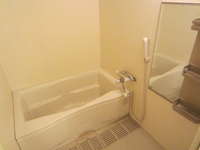 バス・シャワールーム　4階別室の参考写真です。現況を優先します。（405）