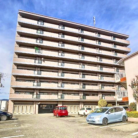 建物外観　2024年2月撮影