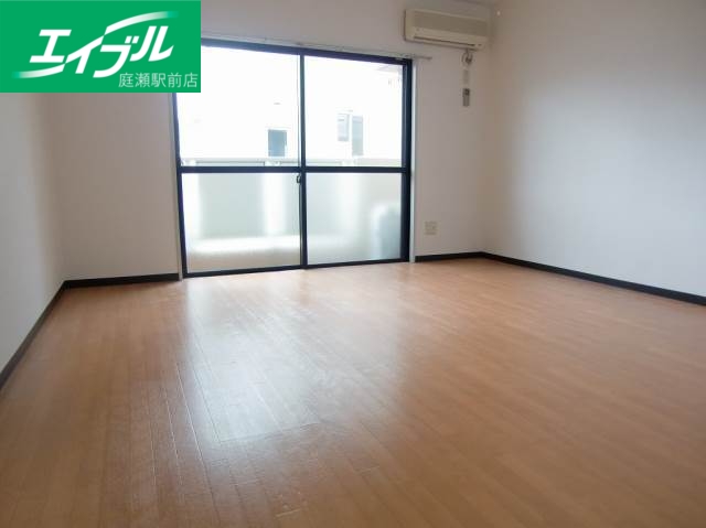 居室・リビング　洋室１０帖