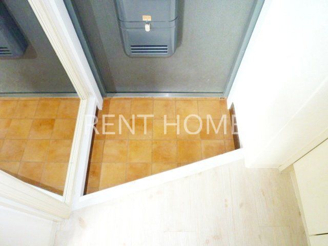 玄関　別タイプのお部屋の写真です