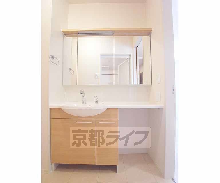 洗面設備　シャンプードレッサーです。