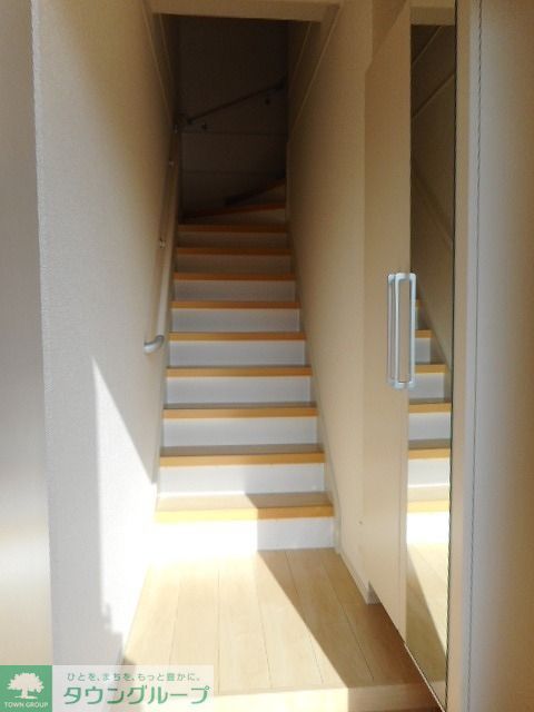 玄関　※別号室参考写真です