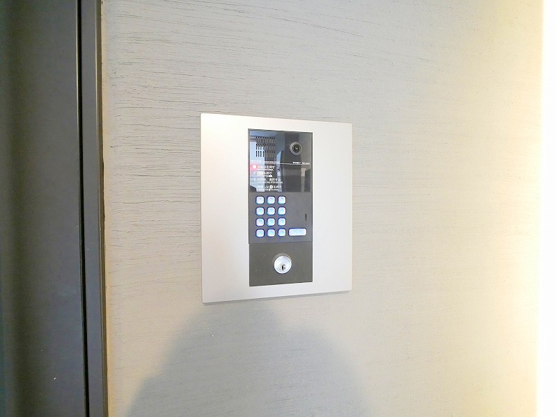 セキュリティ　セキュリティ対策にモニターホン＆オートロック♪