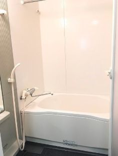 バス・シャワールーム　日々の疲れを癒すお風呂付です