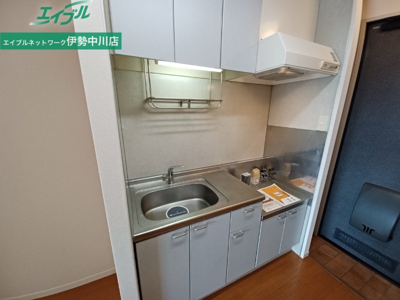 キッチン　同型写真