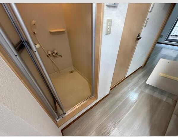 バス・シャワールーム　シャワールーム