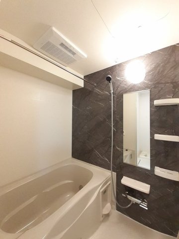 バス・シャワールーム　お風呂で日々の疲れを落としましょう