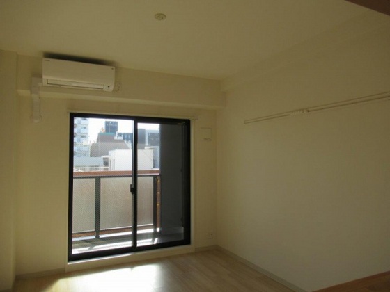 居室・リビング　※別号室の写真です