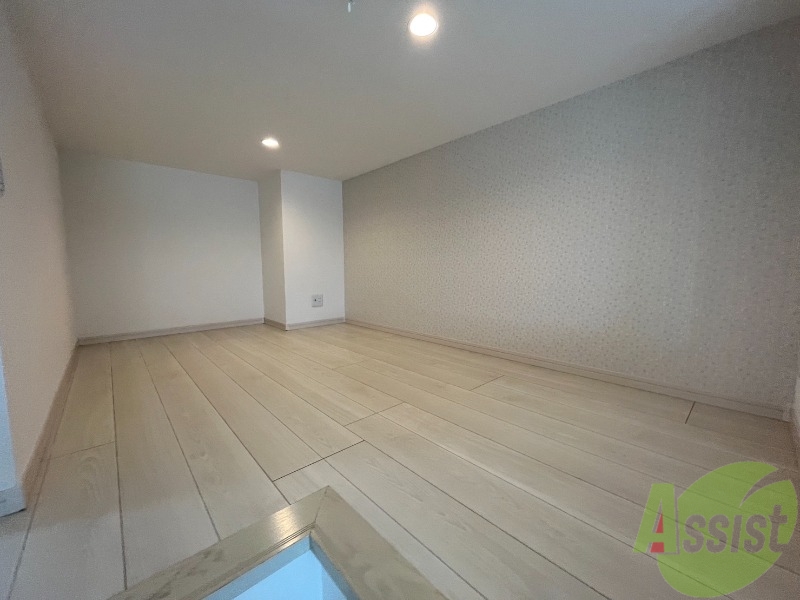 その他部屋・スペース　４．６帖のロフトです、広々としていますね