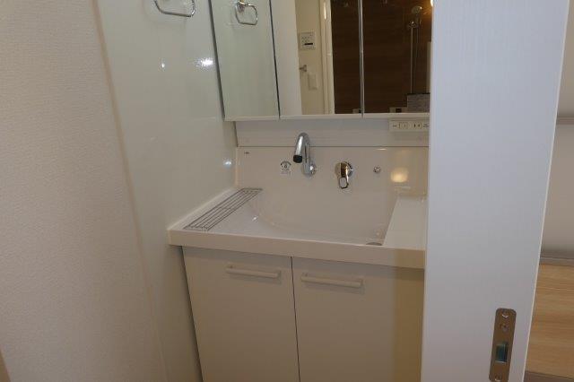 洗面設備　シャンプードレッサー