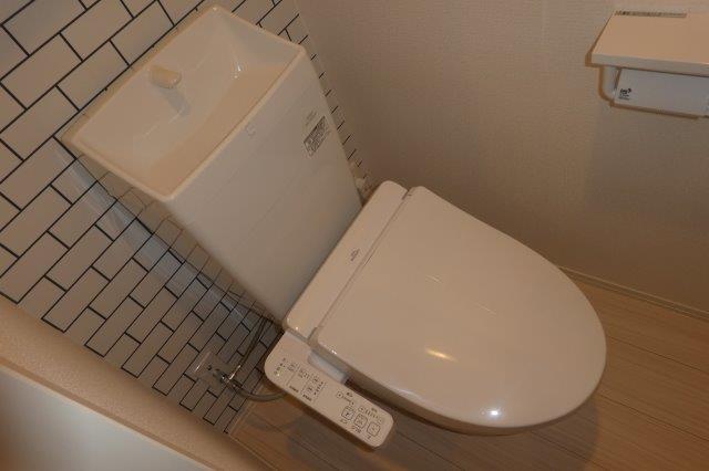 トイレ　ウォシュレット