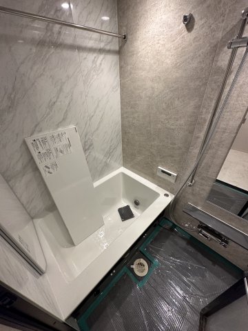 バス・シャワールーム　ゆったり過ごせるお風呂です