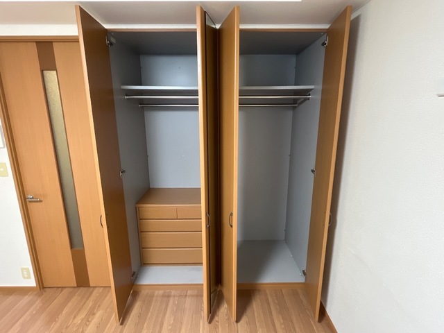 収納　クローゼット