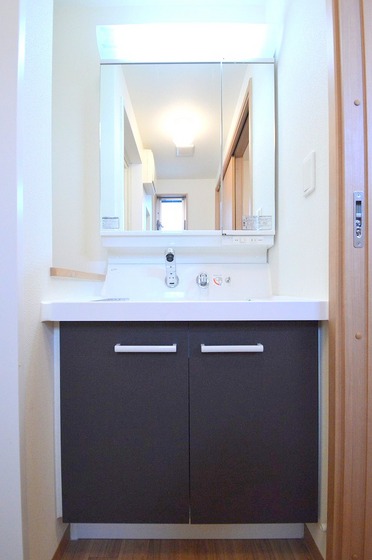 洗面設備　オシャレで機能性も良い洗面台★☆