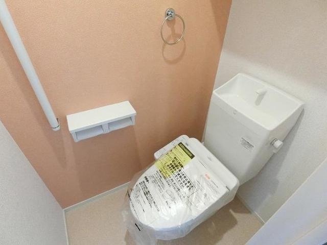 トイレ　コンパクトで使いやすいトイレです