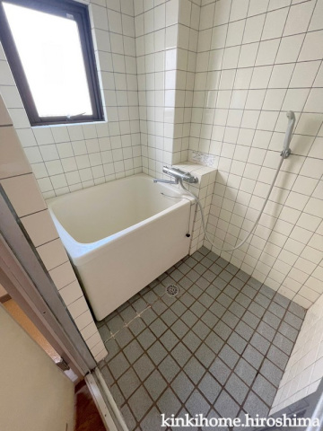 バス・シャワールーム　写真は別のお部屋です。（現況を優先してください）