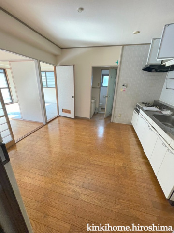 居室・リビング　写真は別のお部屋です。（現況を優先してください）