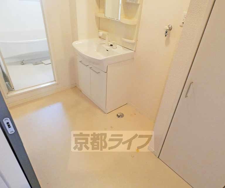 洗面設備　洗面台です。