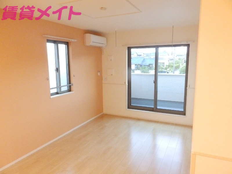 居室・リビング　同タイプのお部屋の参考写真です。