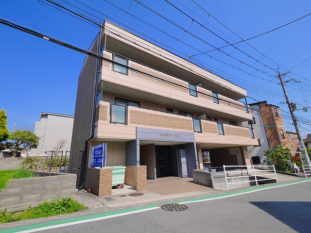 建物外観　建物外観を気になさる方へ、見た目の良い物件です