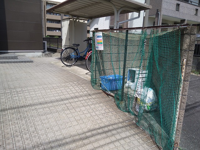 その他共有部分　ゴミ箱