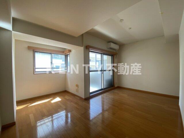 その他部屋・スペース　使い勝手のいい寝室です